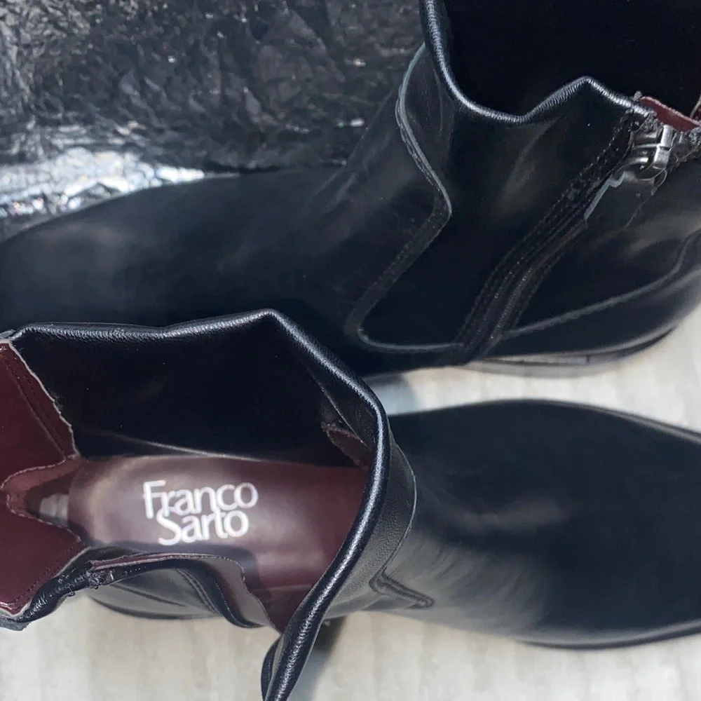 Franco Sarto Men's Black Leather Chukka Boots with Side Zip